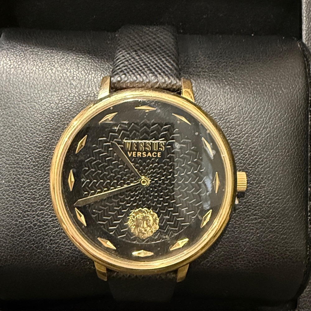 Versace Versus 36mm Womens Gold Watch New